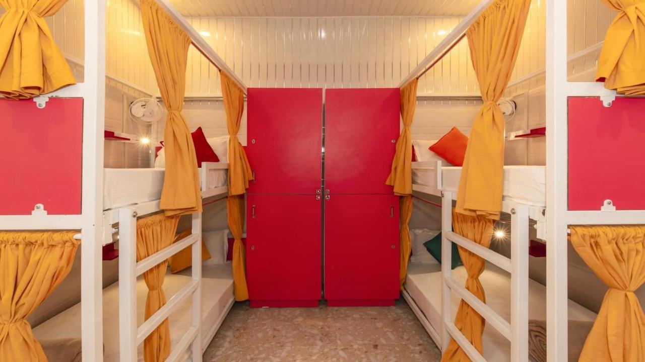 Madpackers Amritsar Bunks, Rooms, & Community Exteriér fotografie